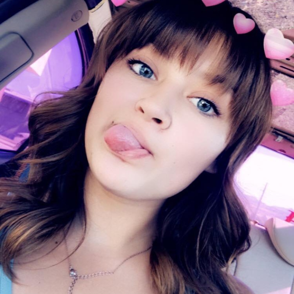 Meet your Posher, Kendra